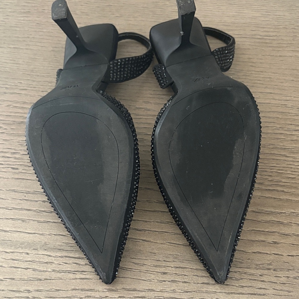 Zara Women's Glittering Black Pointed Heels - Picture 5 of 6